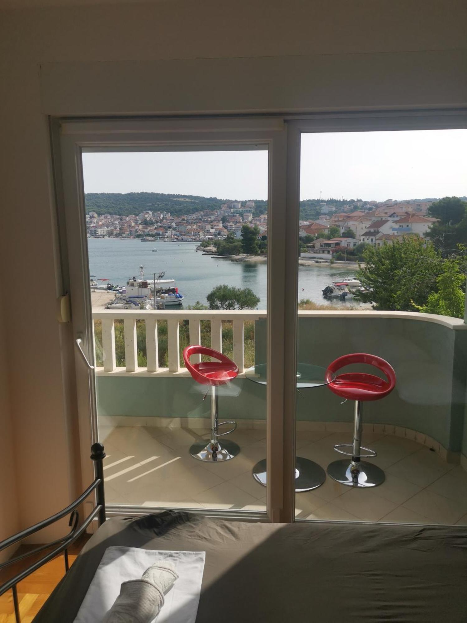Apartment Croatika On The Beach 特罗吉尔 外观 照片