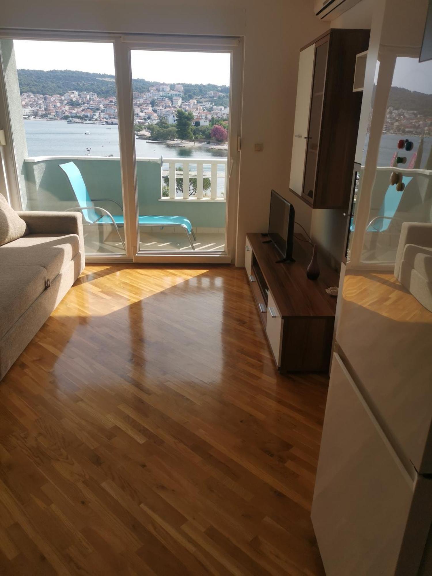 Apartment Croatika On The Beach 特罗吉尔 外观 照片